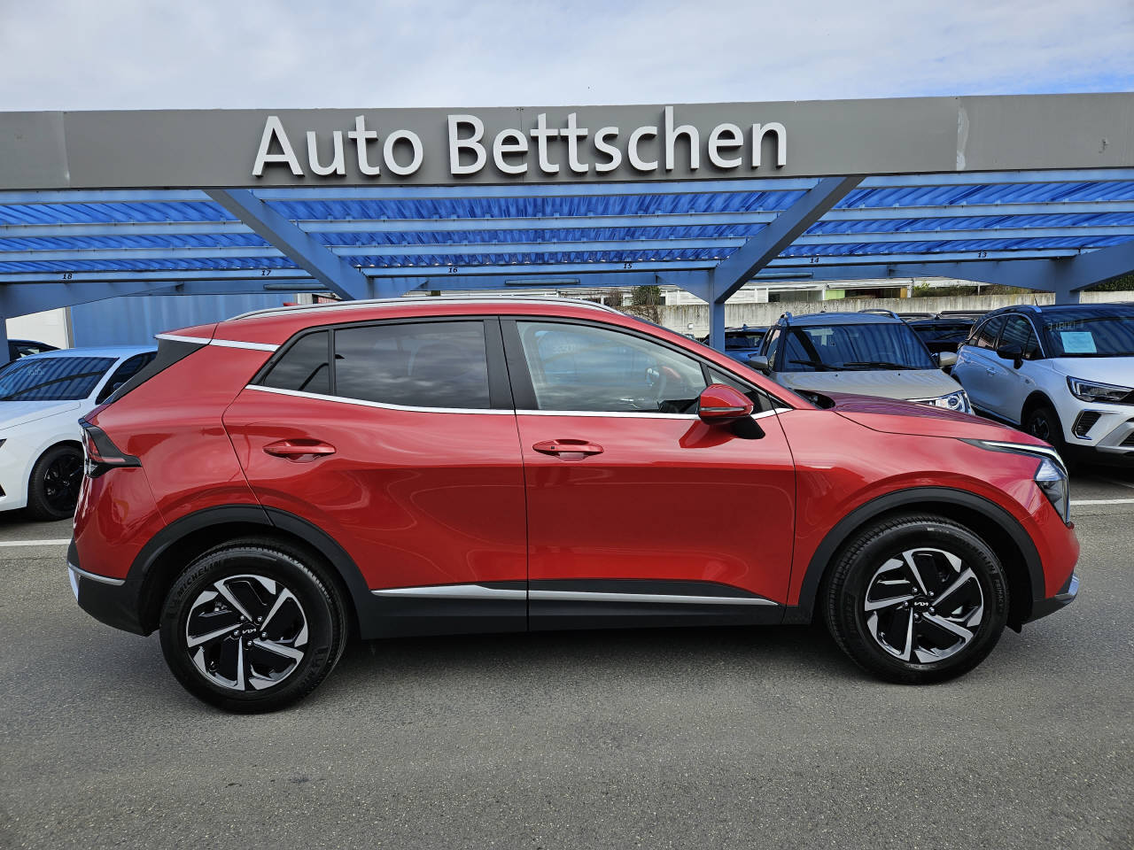 KIA Sportage 1.6 T-GDi Hybrid Power Edition-image-6