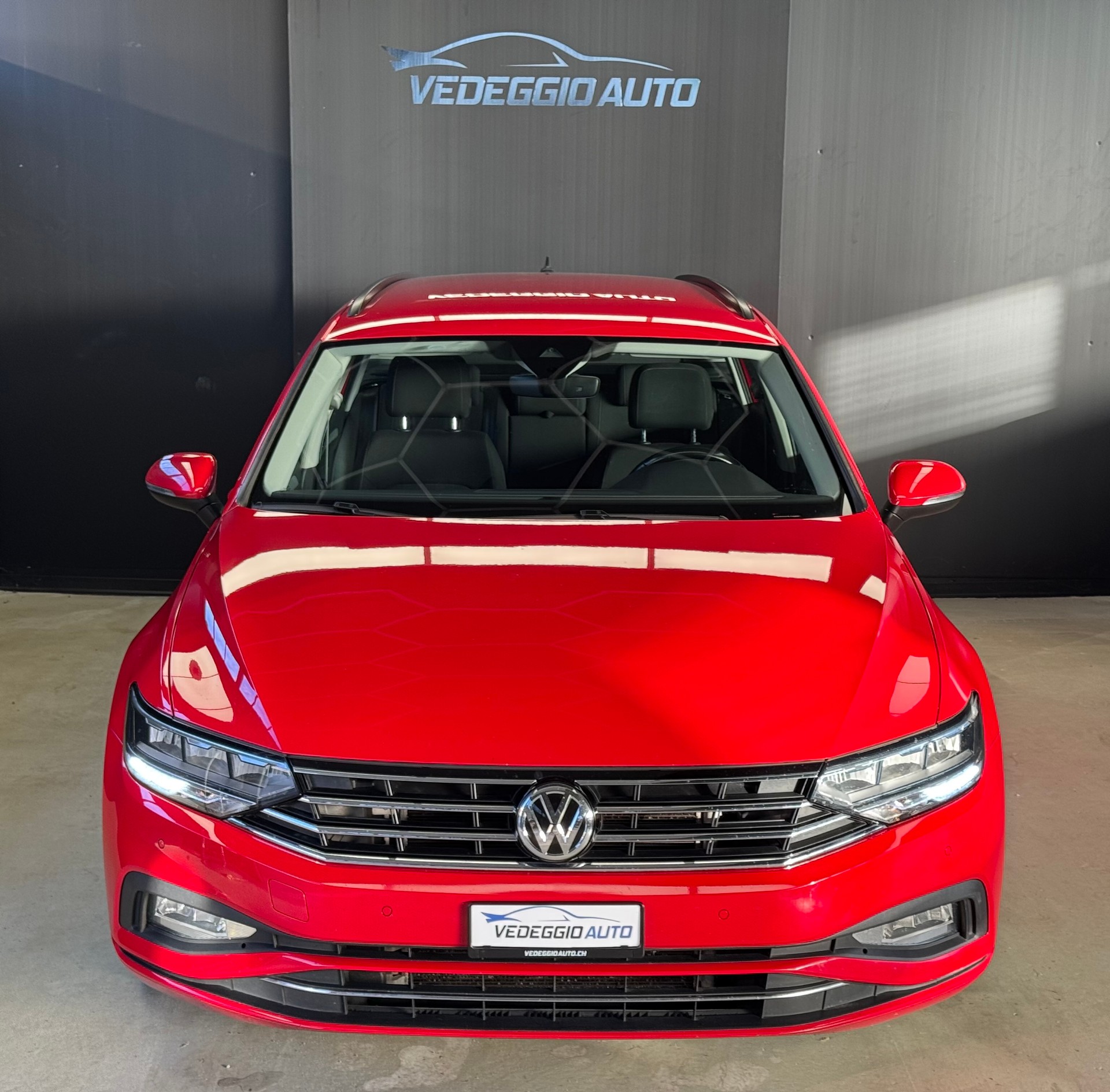 VW Passat 2.0 TDI BMT Business DSG-image-2