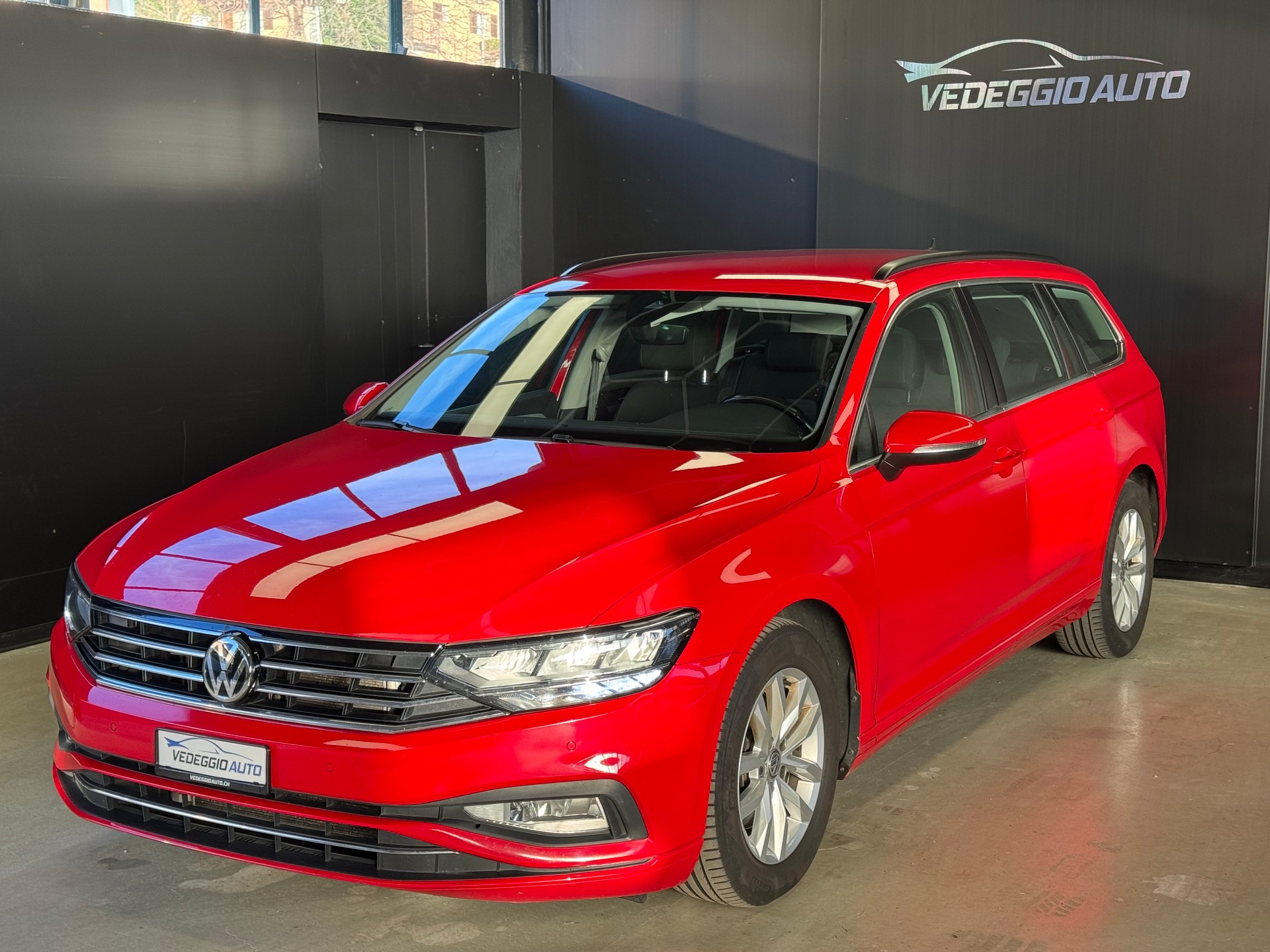 VW Passat 2.0 TDI BMT Business DSG-image-0