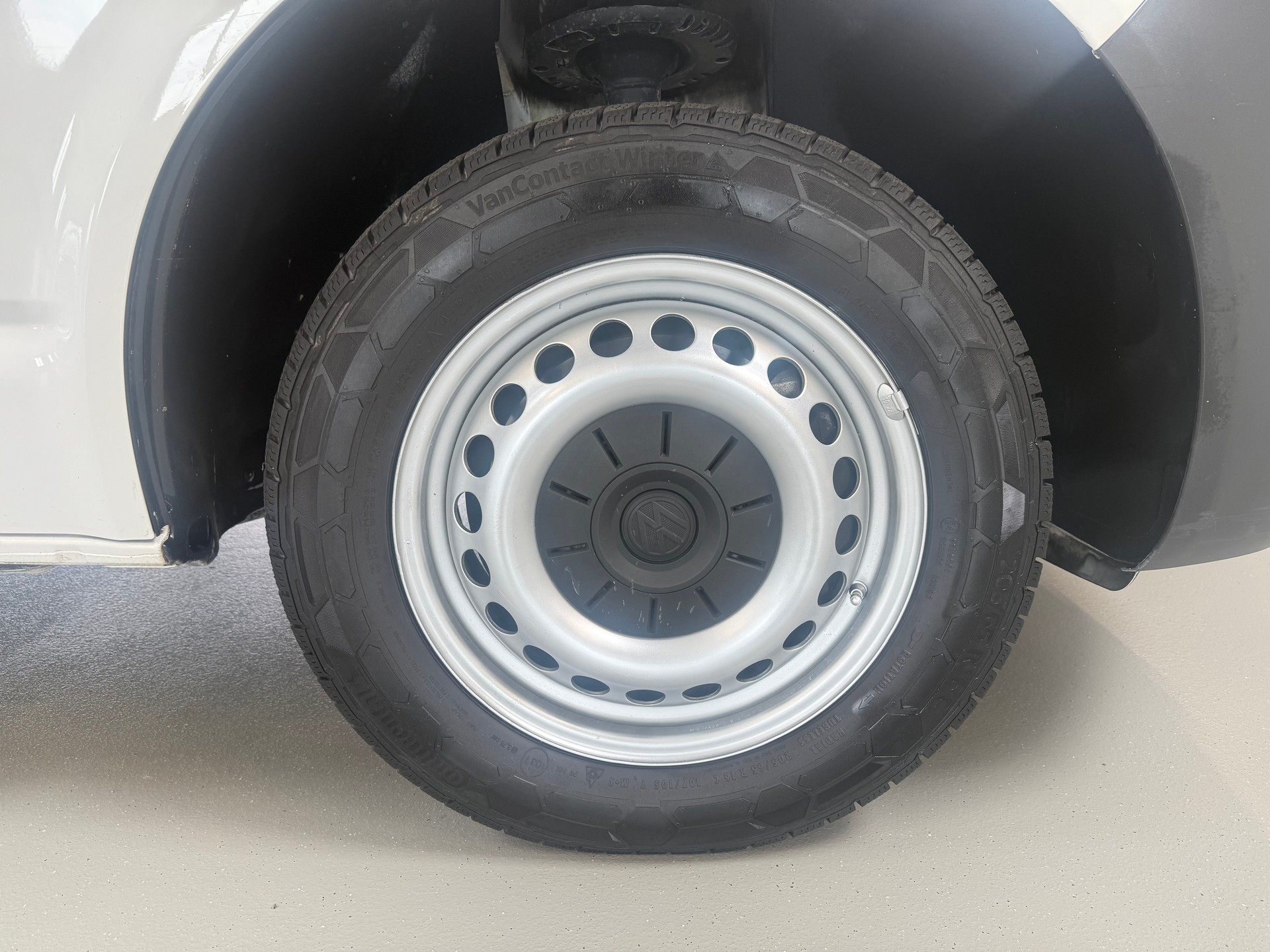 VW T6.1 2.0 TDI 4Motion-image-11