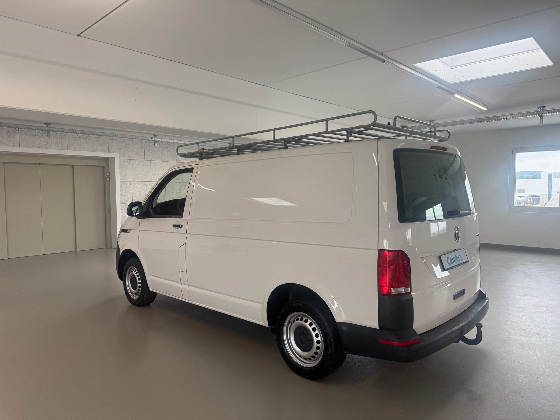 VW T6.1 2.0 TDI 4Motion-image-2