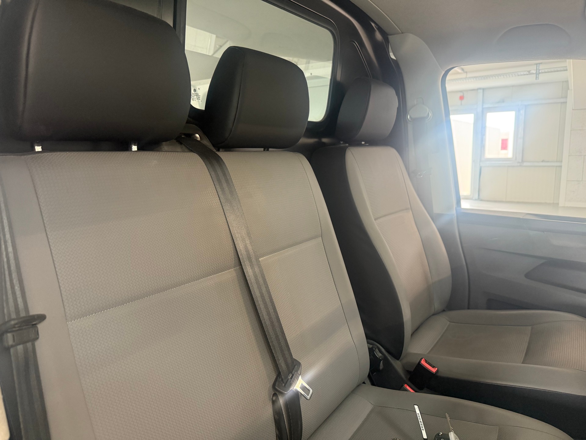 VW T6.1 2.0 TDI 4Motion-image-10