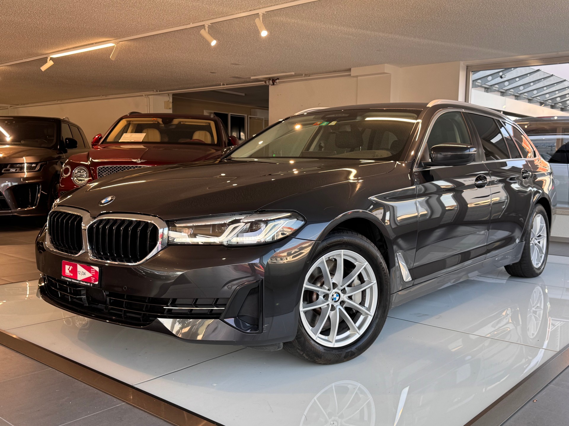 BMW 530i xDrive 48V Touring Steptronic