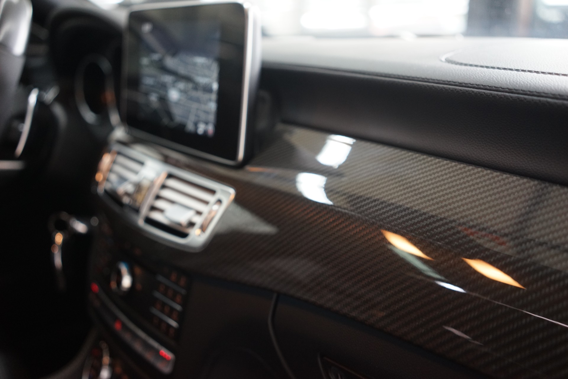 MERCEDES-BENZ CLS 63 AMG S 4Matic Speedshift MCT-image-27