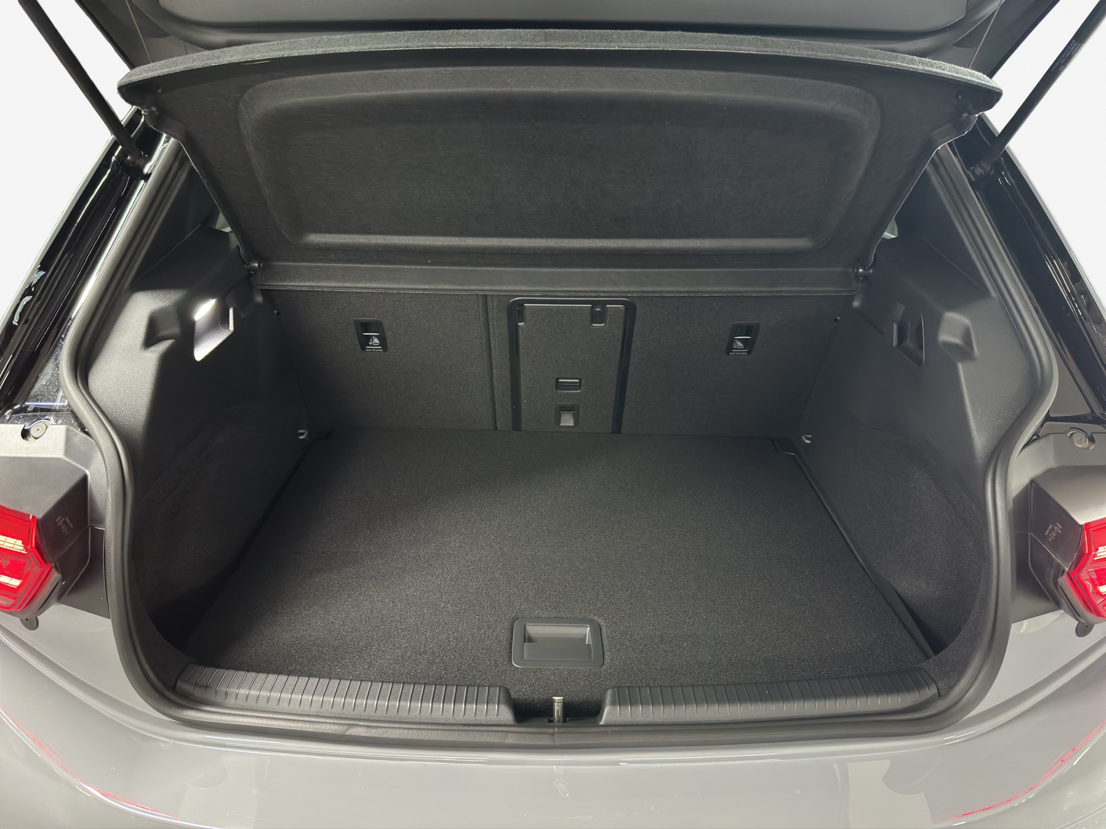 VW ID.3 Pro 59 kWh Pro United-image-13