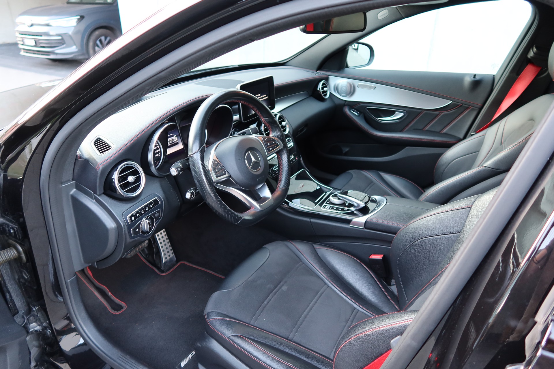 MERCEDES-BENZ C 450 AMG 4Matic 7G-Tronic-image-3