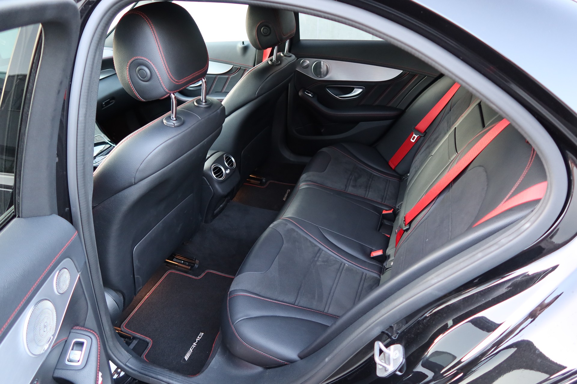 MERCEDES-BENZ C 450 AMG 4Matic 7G-Tronic-image-5