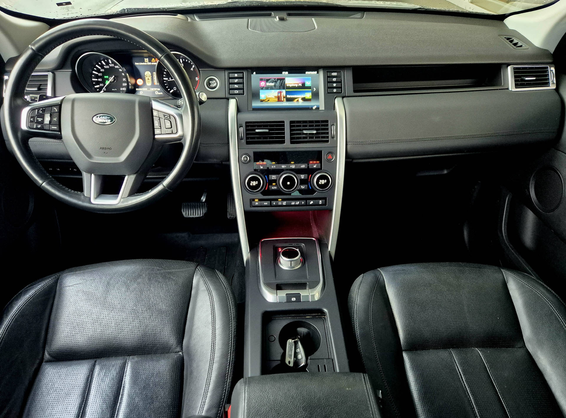 LAND ROVER Discovery Sport 2.0 TD4 180 HSE-image-6