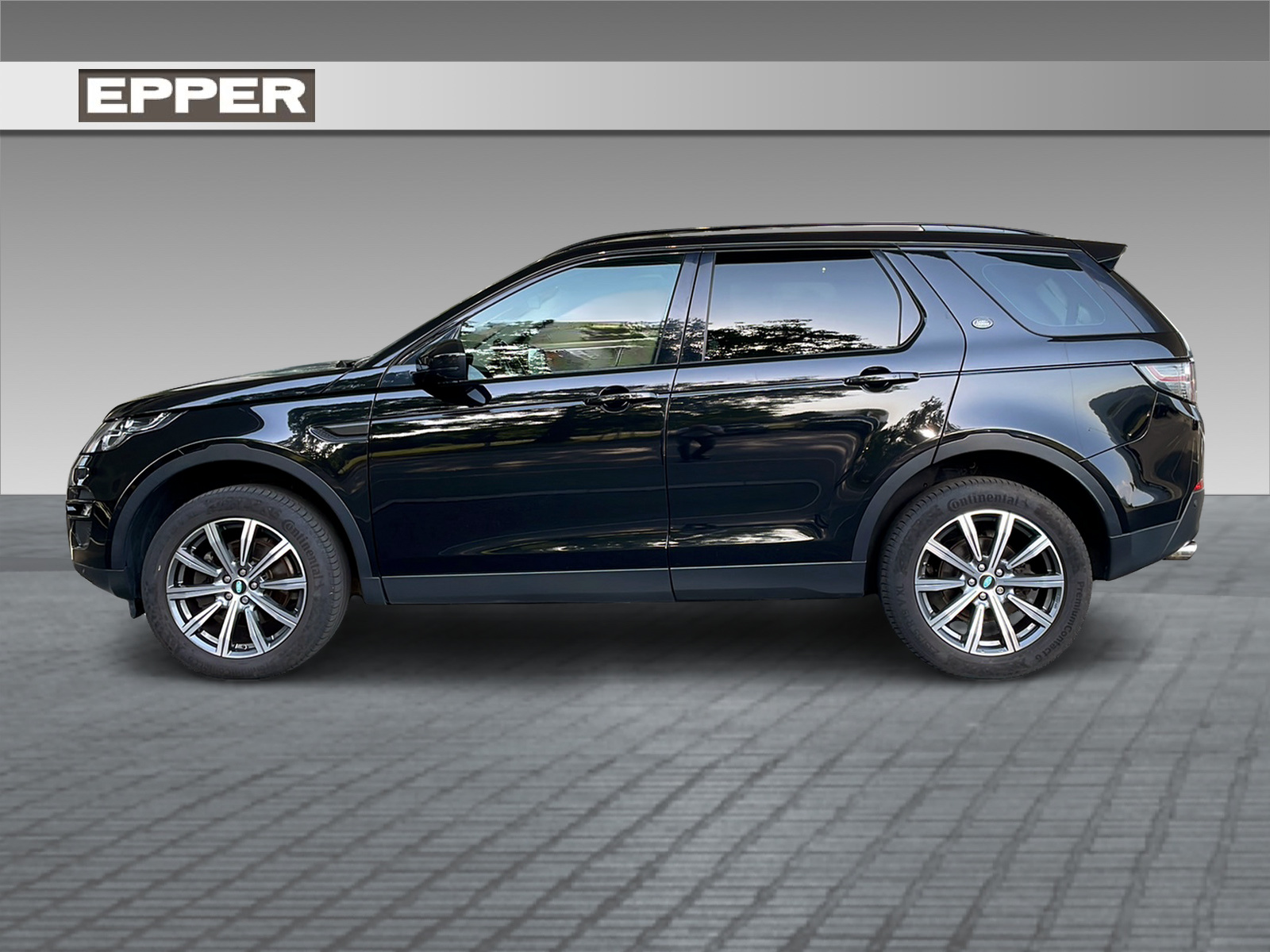 LAND ROVER Discovery Sport 2.0 TD4 180 HSE-showroom-element-1