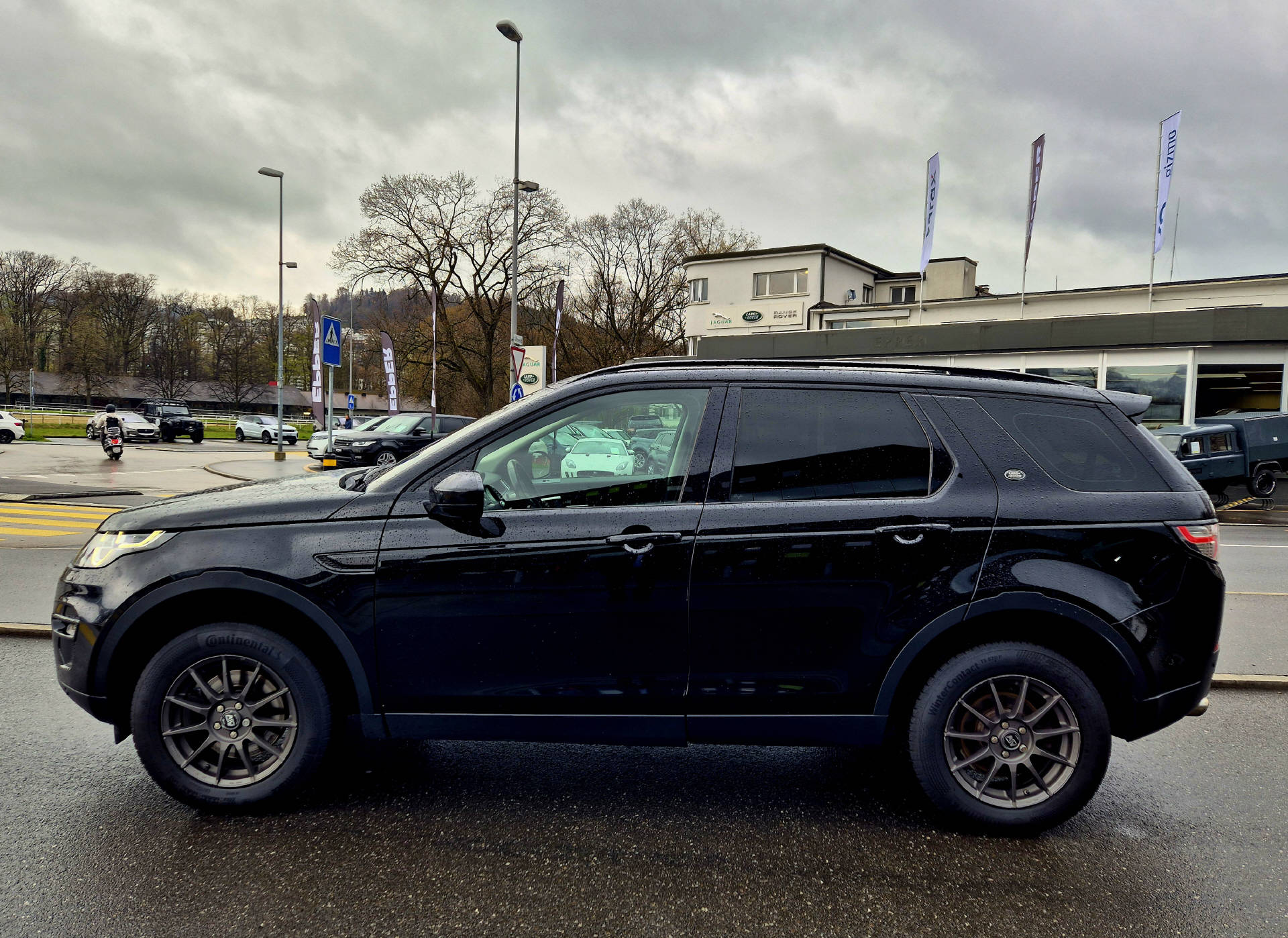 LAND ROVER Discovery Sport 2.0 TD4 180 HSE-image-2