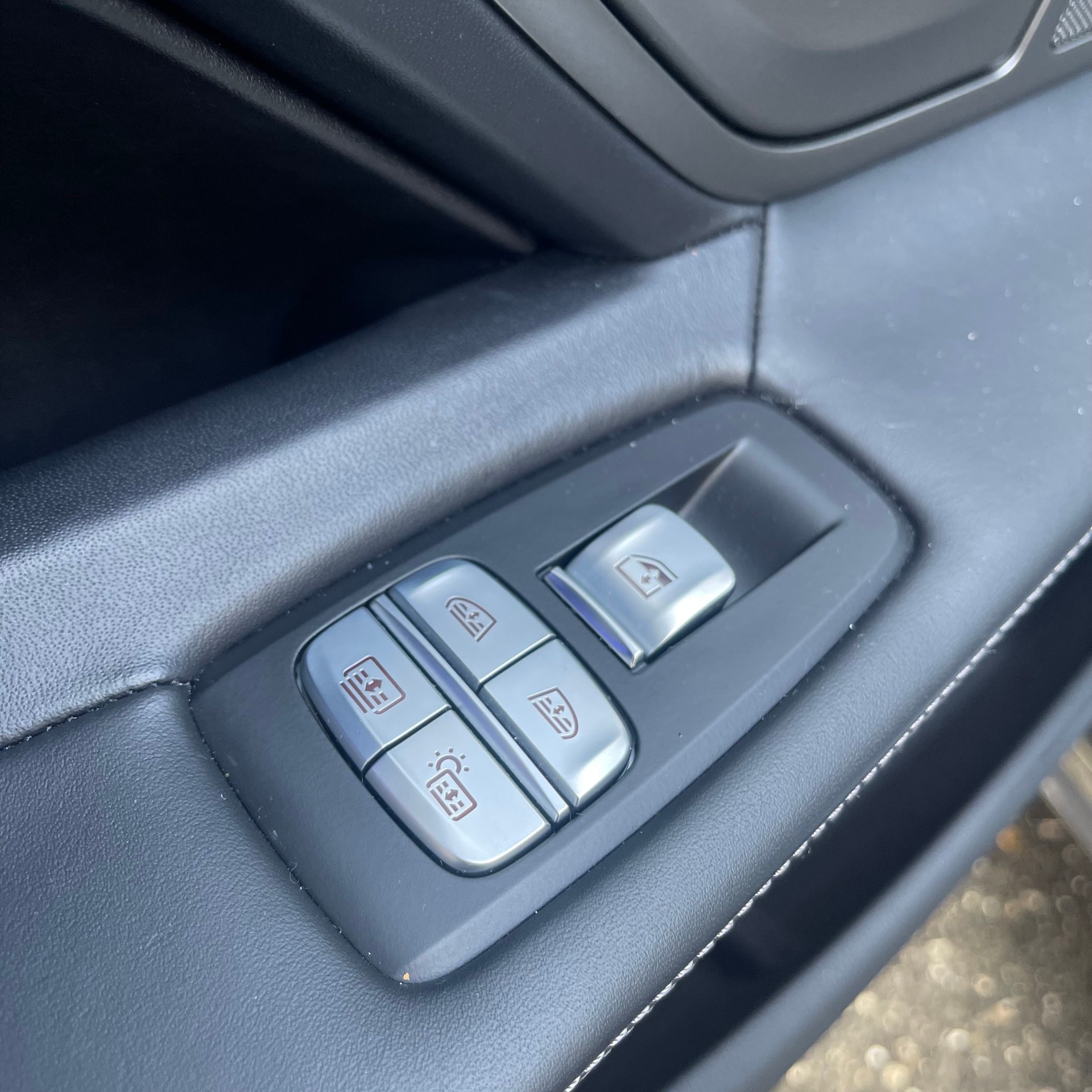 BMW 730Ld xDrive M Sport Steptronic-image-45