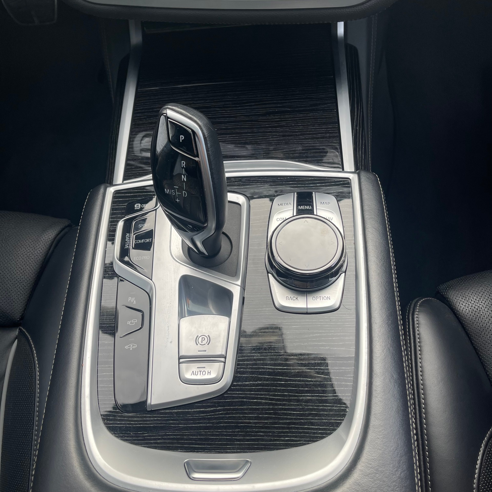 BMW 730Ld xDrive M Sport Steptronic-image-41