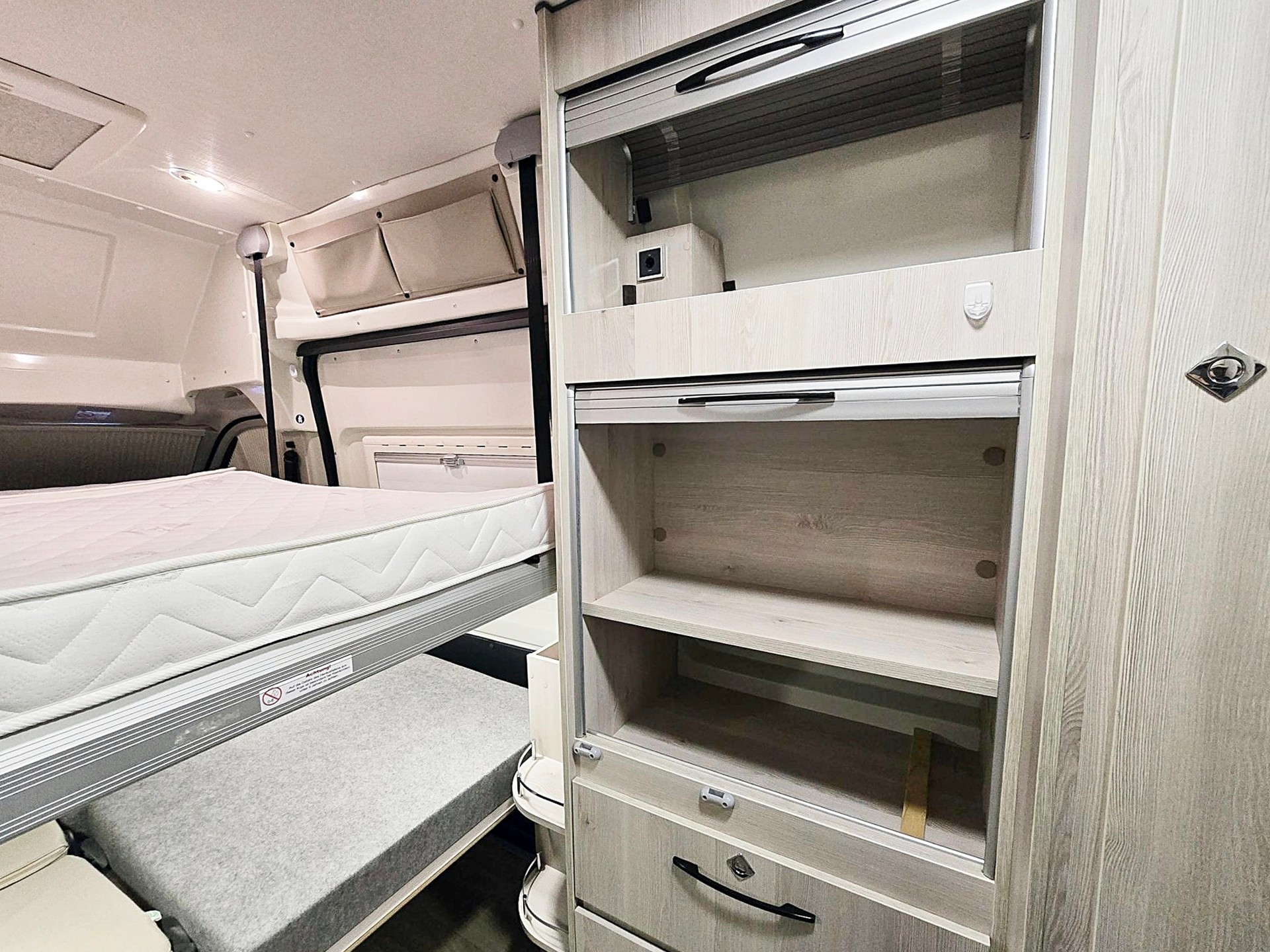 KARMANN DEXTER 595 2,3 DIESEL HOCHDACH H3 FIAT DUCATO PROFESSIONAL MAXI MJ 150-image-15