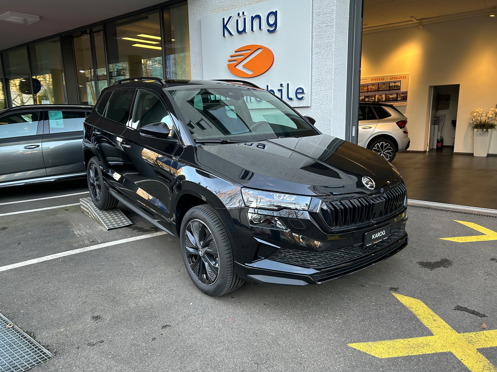SKODA Karoq 1.5 TSI SportLine DSG-image-0
