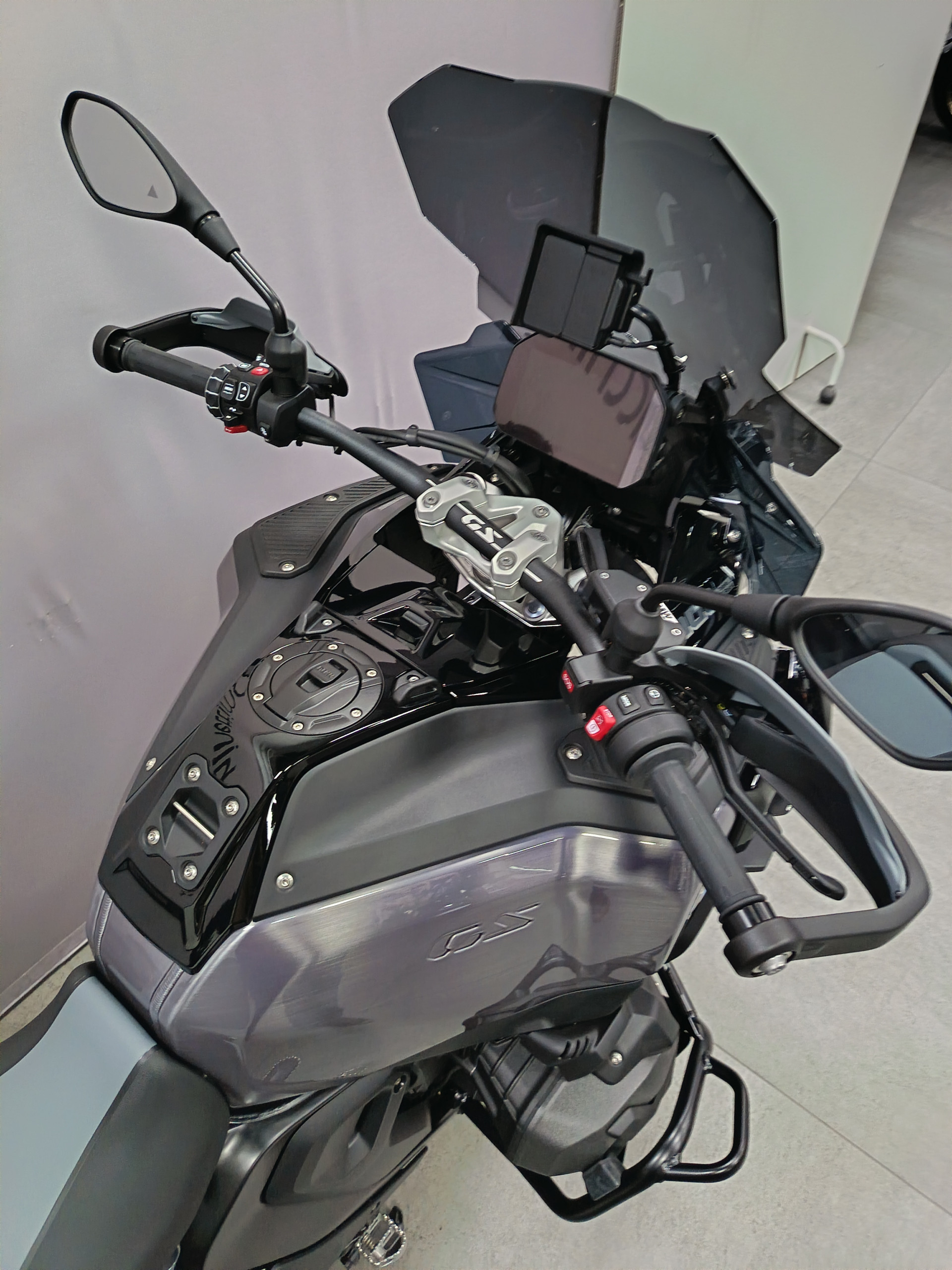 BMW R 1300 GS Adventure ASA *** Leasing 3.9% ***-showroom-element-1