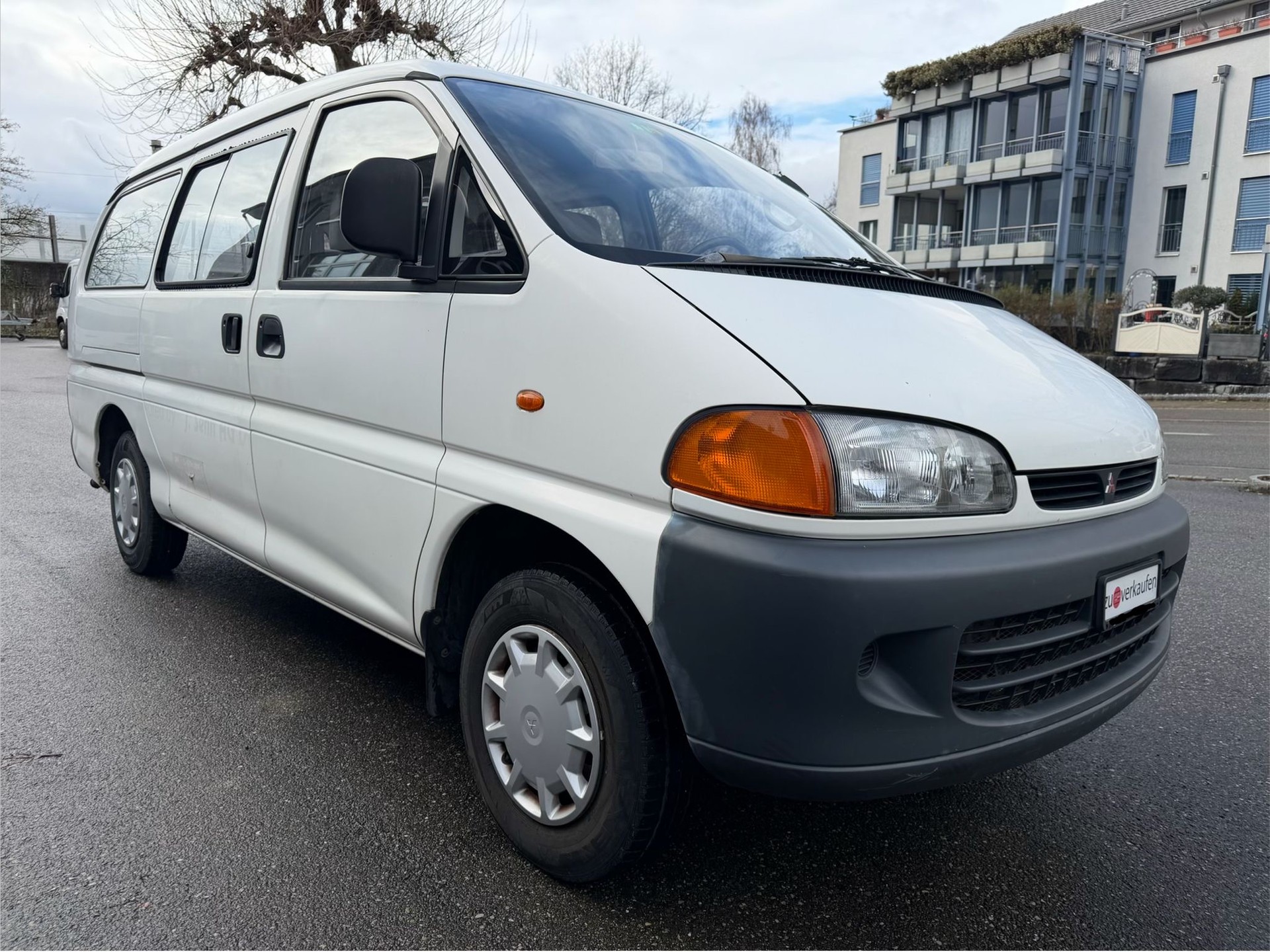 MITSUBISHI L 400-image-2