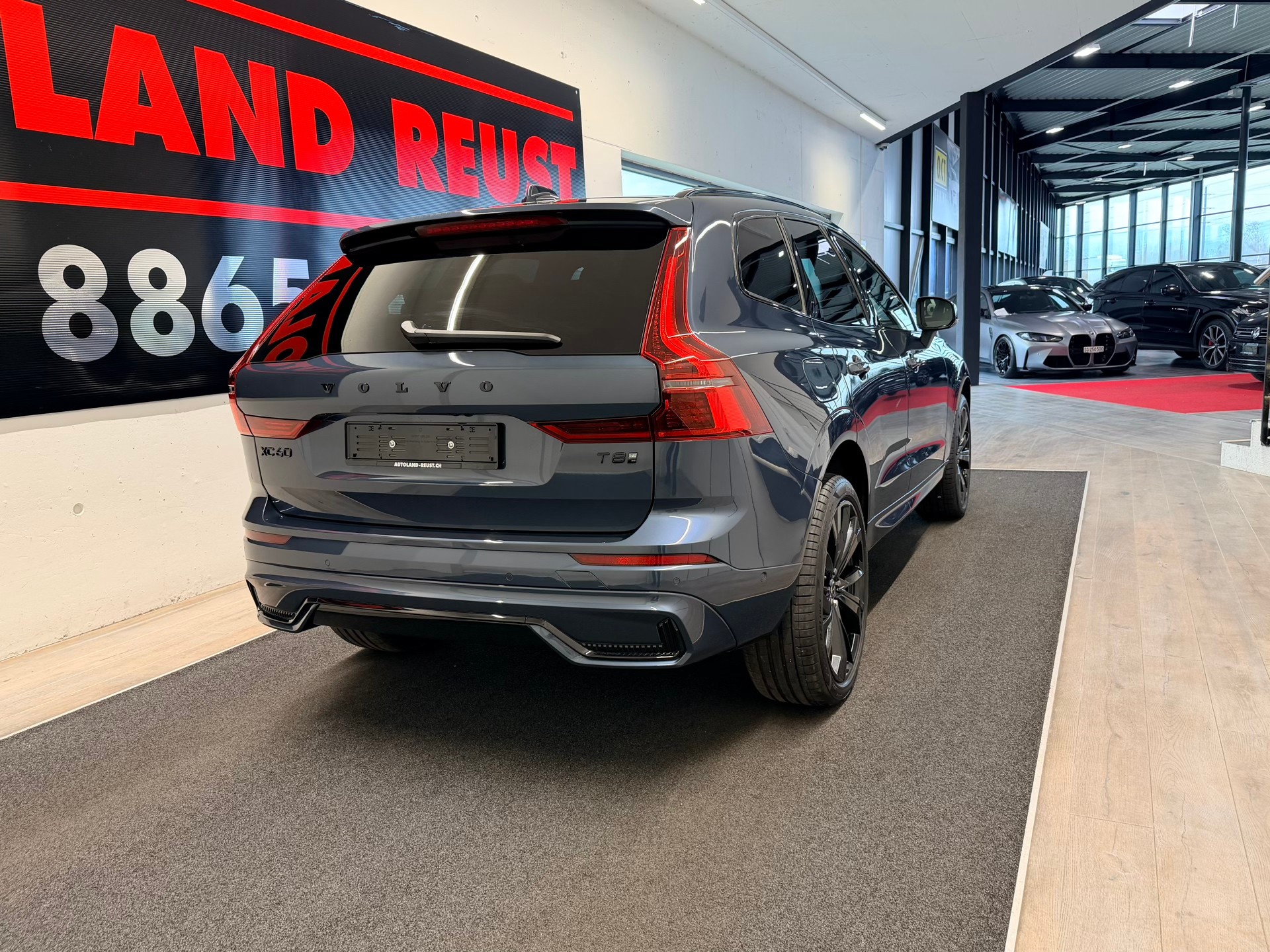 VOLVO XC60 T8 eAWD PluginHybrid Black Ed. Ultra Geartronic-image-5