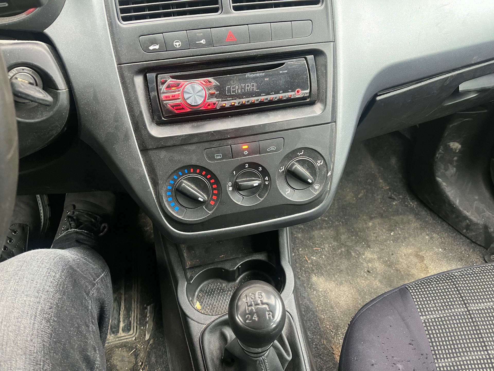 FIAT Punto 1.2 Pop-image-12