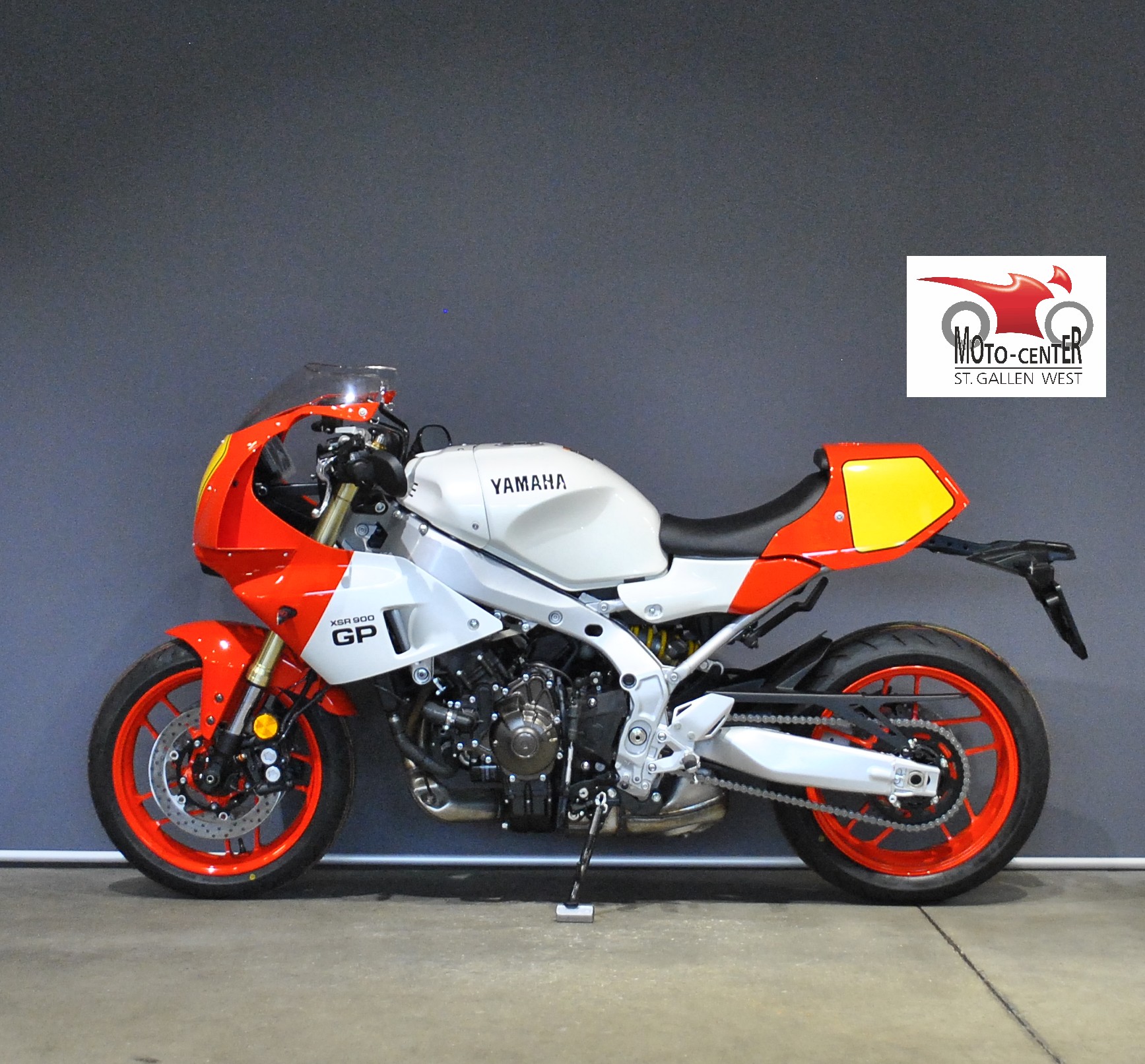 YAMAHA XSR 900 GP-showroom-element-2