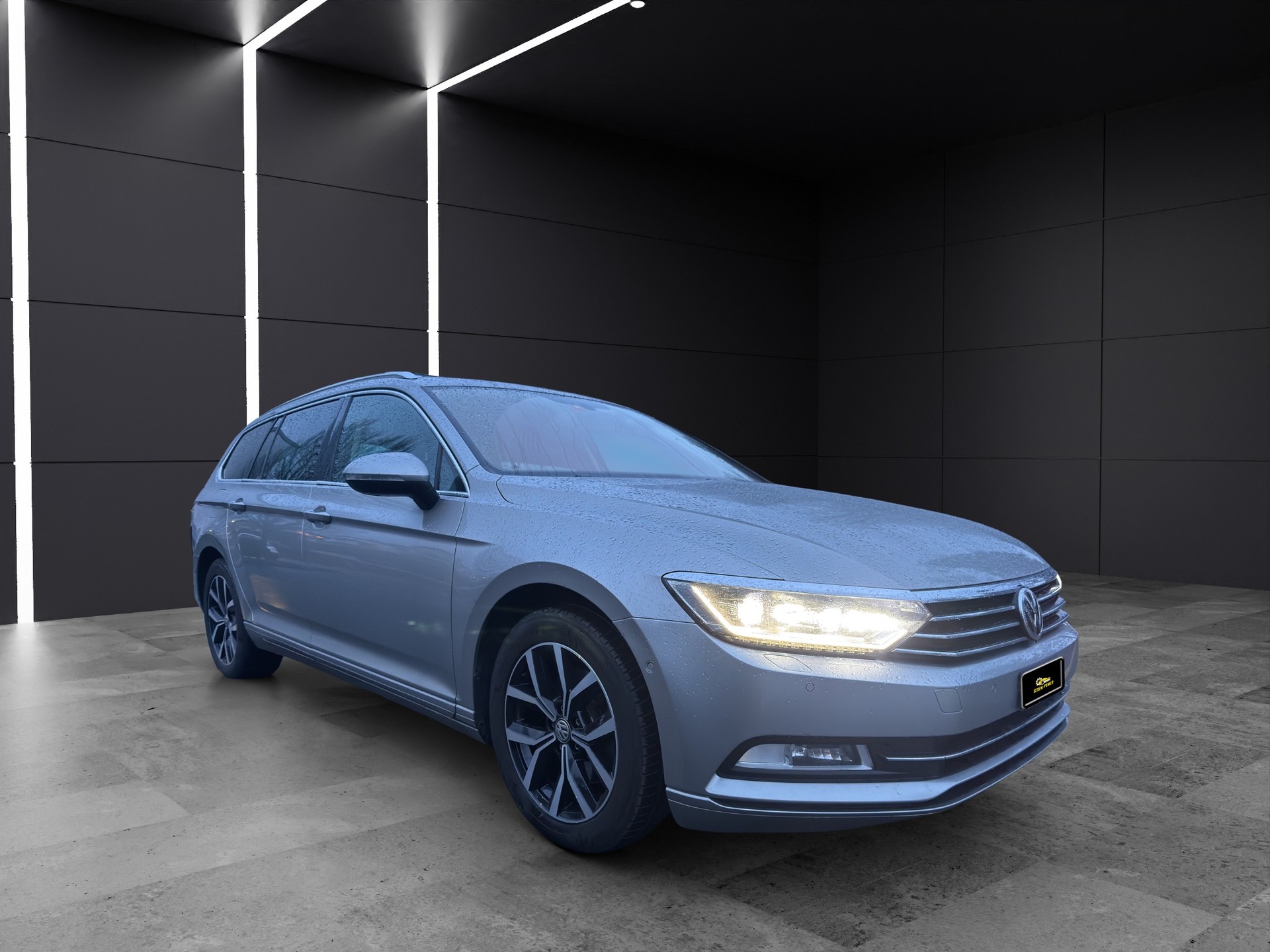 VW Passat Variant *RESERVIERT* 2.0 TDI BMT Highline DSG-image-2