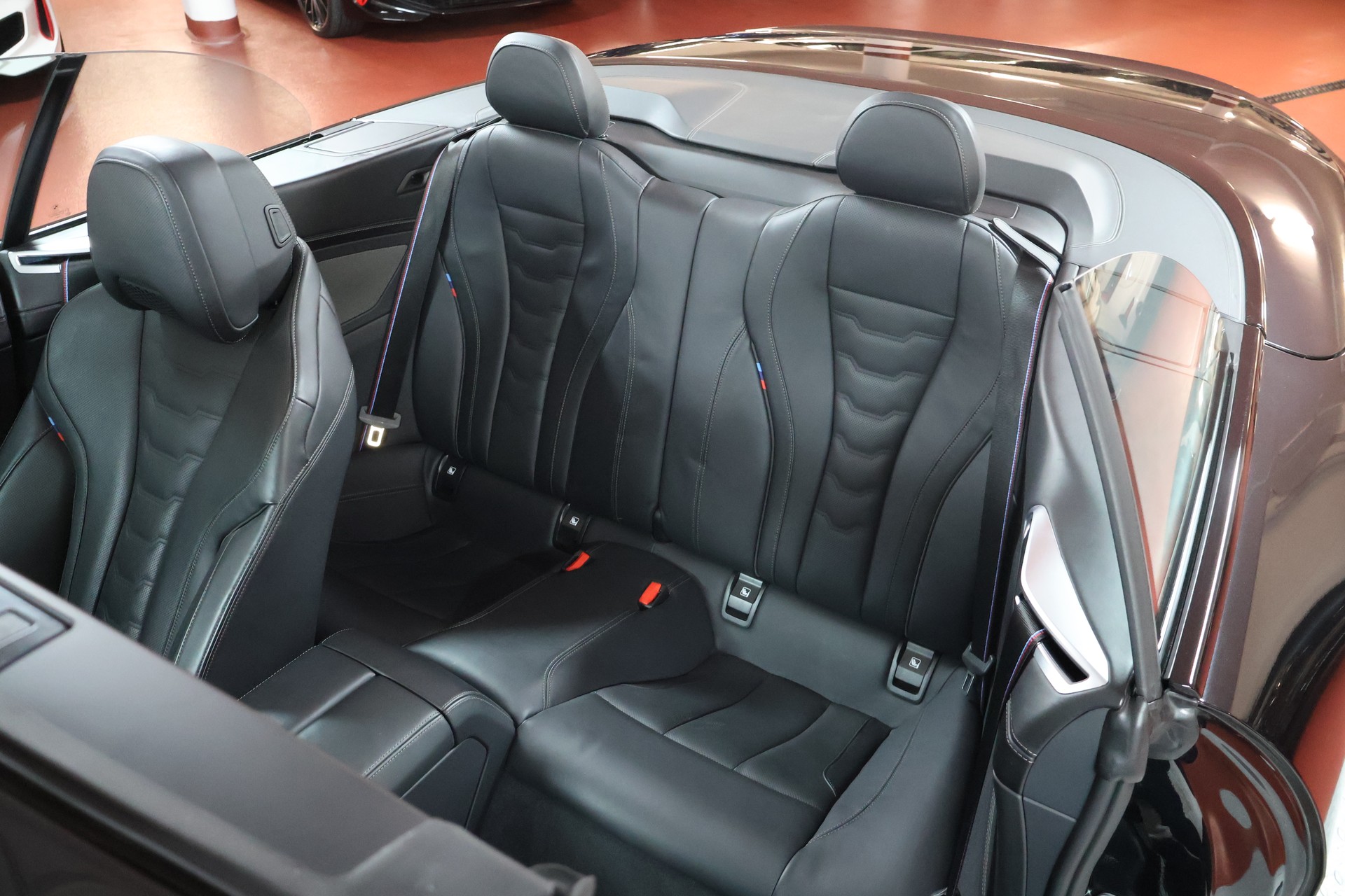 BMW 840i xDrive M Sport Pro Steptronic-image-16