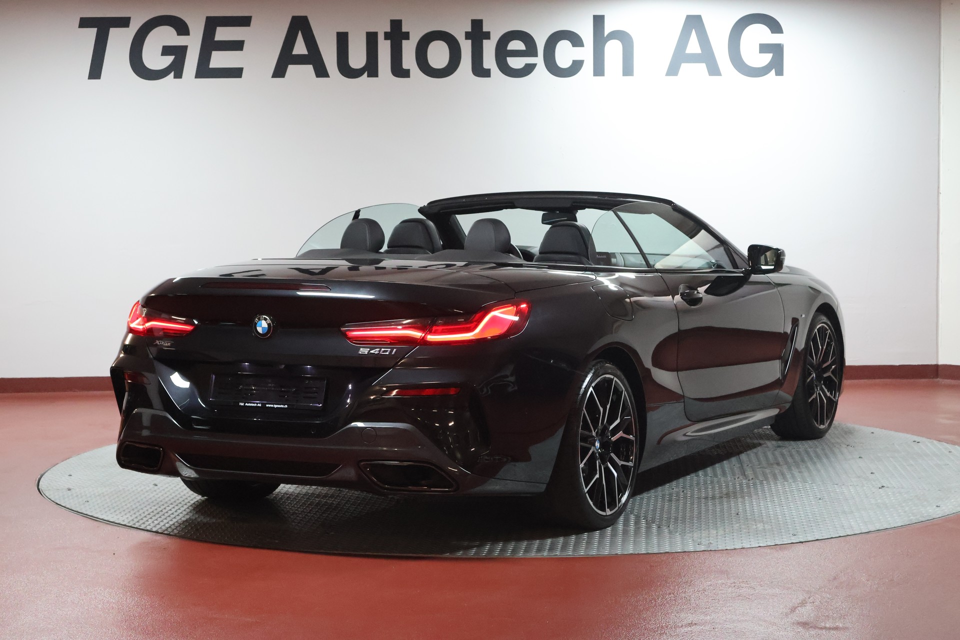 BMW 840i xDrive M Sport Pro Steptronic-image-18