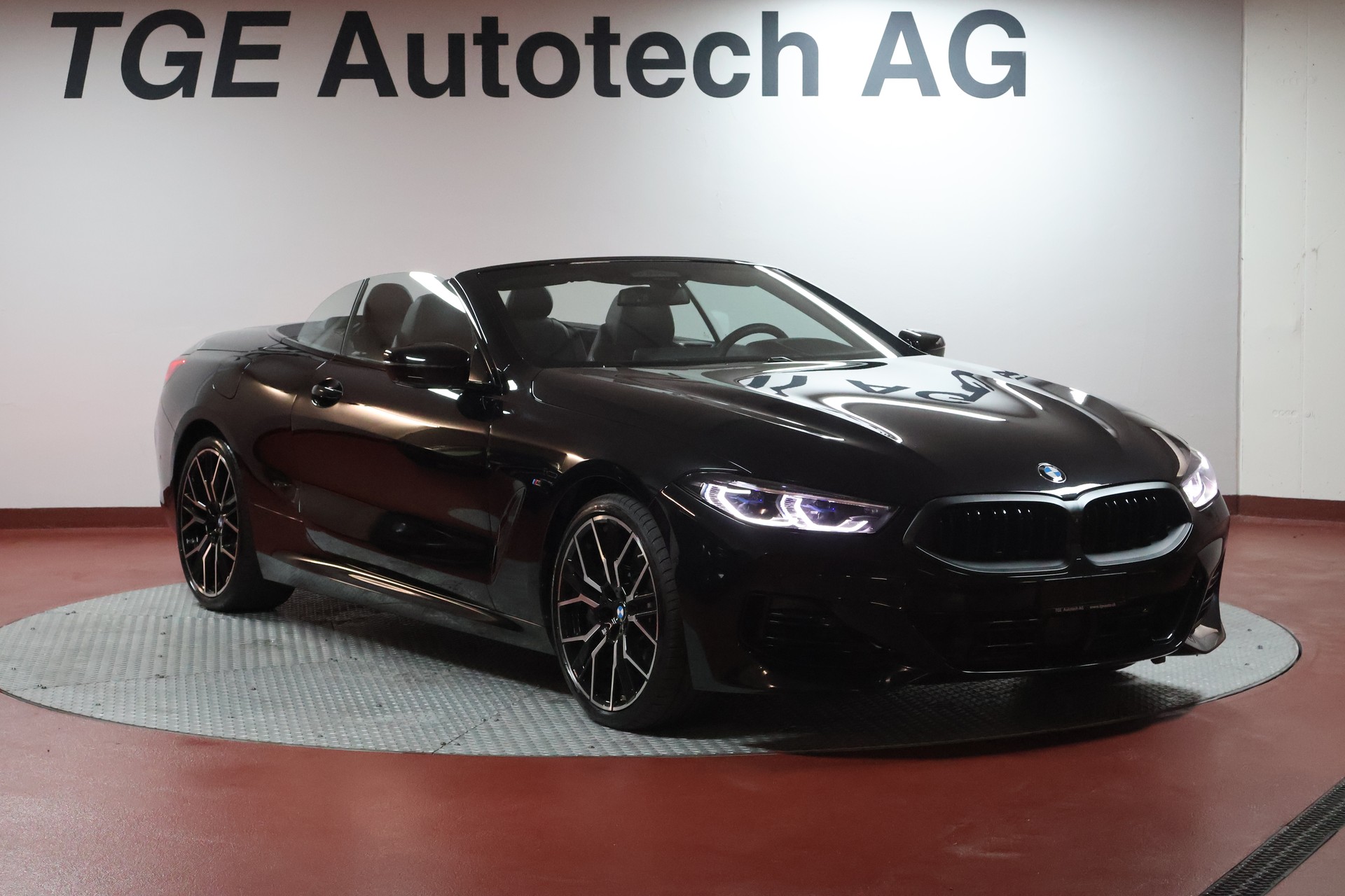 BMW 840i xDrive M Sport Pro Steptronic-image-2