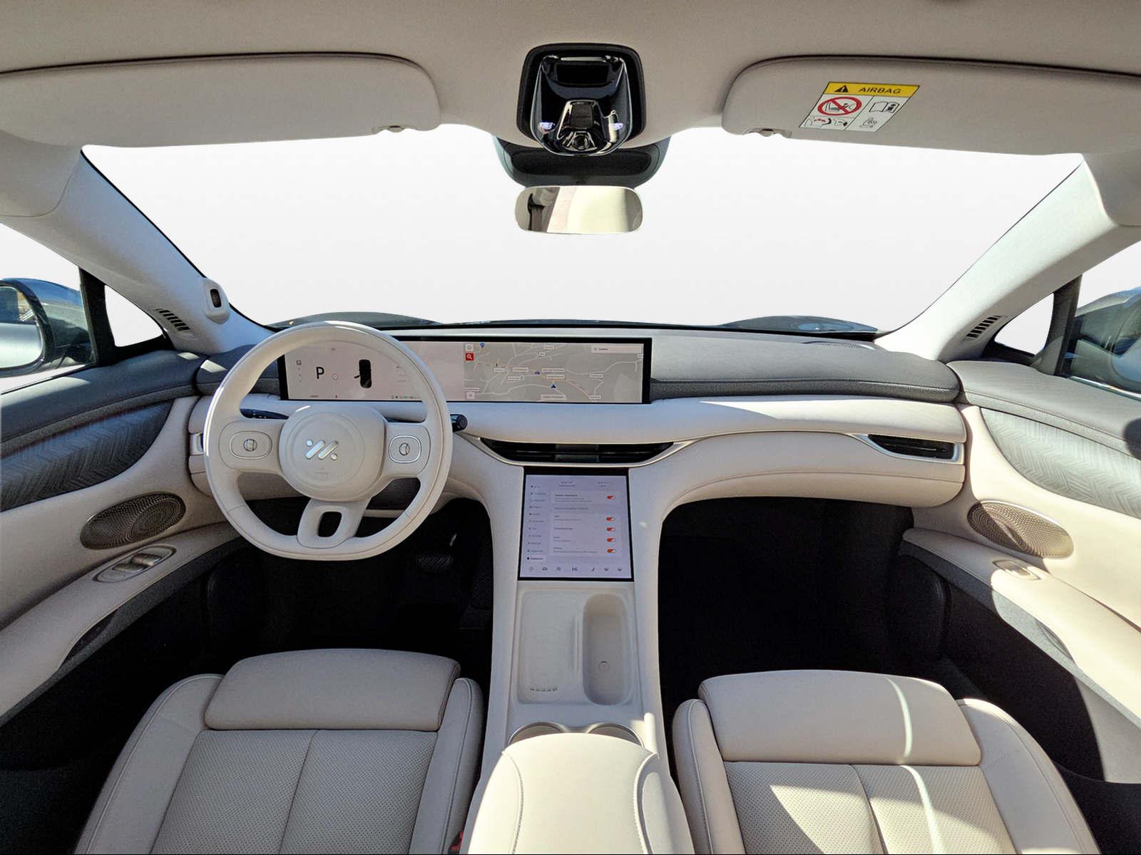 MG IM6 100 kWh Performance 21 4WD-image-9
