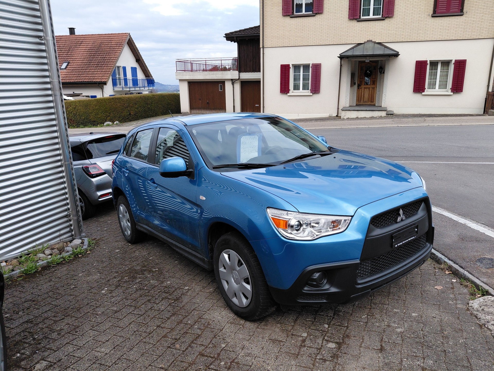 MITSUBISHI ASX 1.8 DID Inform 4WD-image-1
