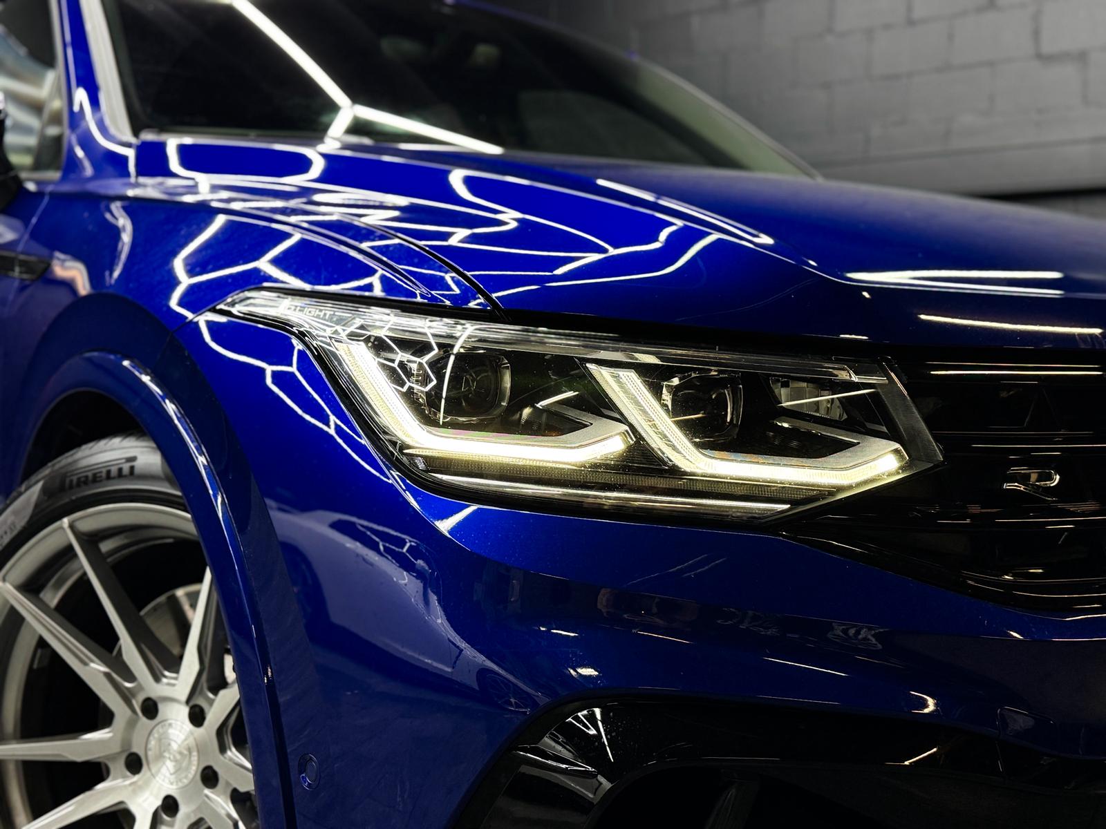 VW Tiguan 2.0TSI R 4Motion DSG *AKRAPOVIC*-image-3