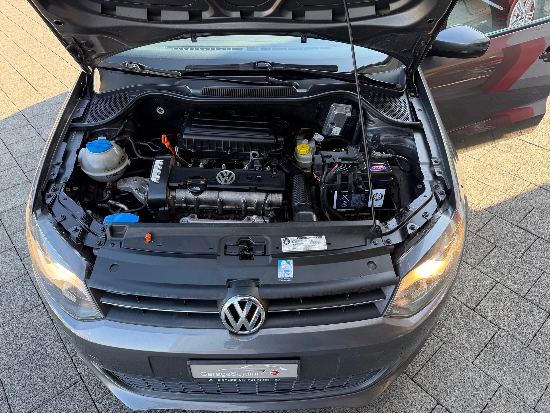 VW Polo 1.4 16V Comfortline DSG-image-15