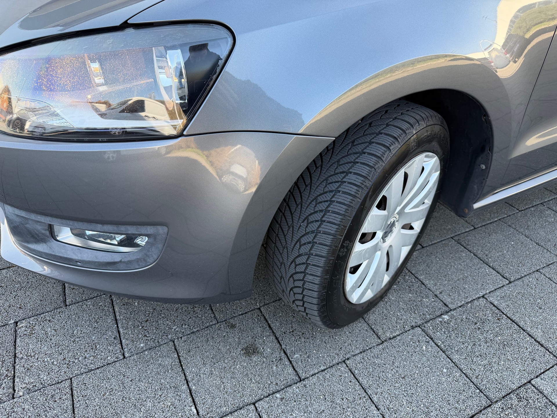 VW Polo 1.4 16V Comfortline DSG-image-1