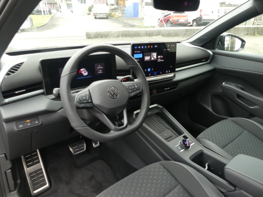 VW T-Roc 1.5 eTSI mHEV R-Line DSG-image-6