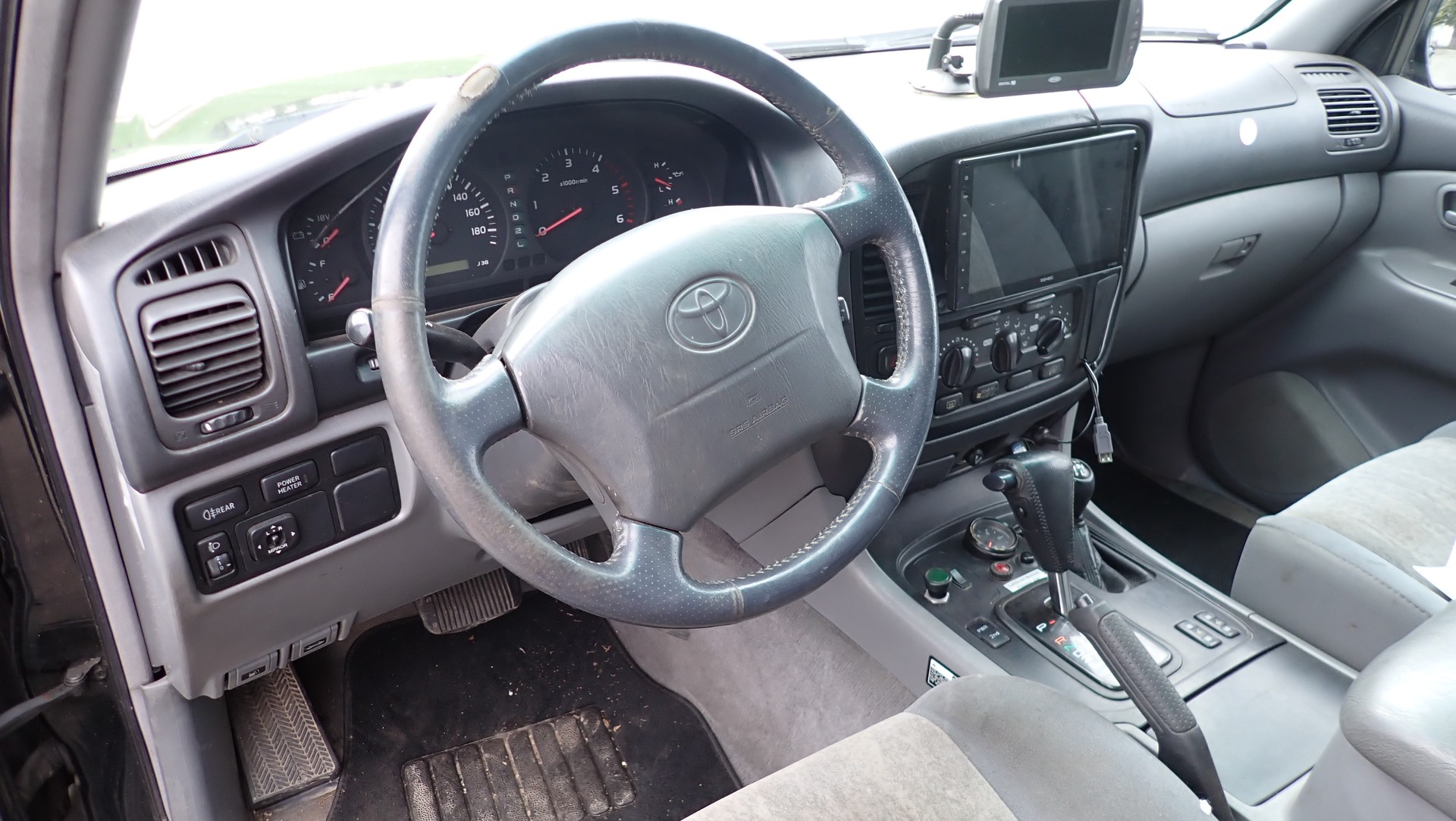 TOYOTA HDJ100-image-2