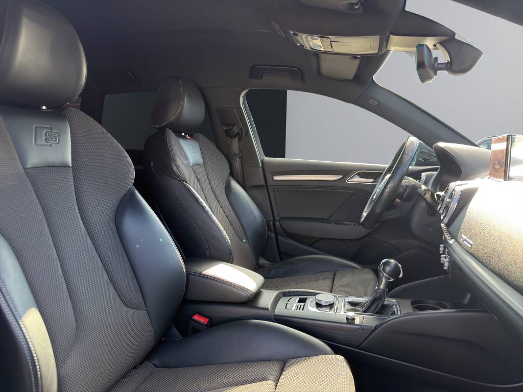 AUDI A3 Sportback 35 TFSI Sport Attraction S-tronic-image-10