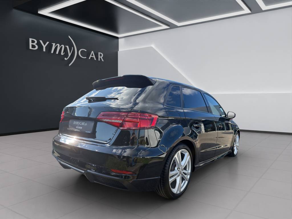 AUDI A3 Sportback 35 TFSI Sport Attraction S-tronic-image-4