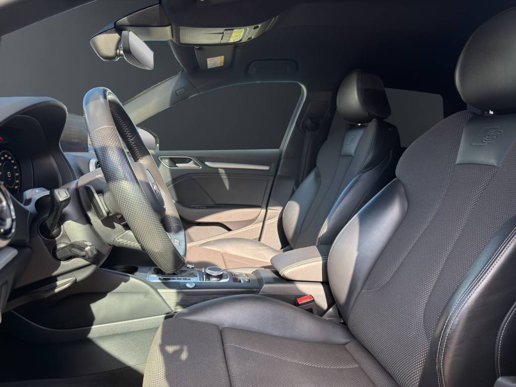 AUDI A3 Sportback 35 TFSI Sport Attraction S-tronic-image-7