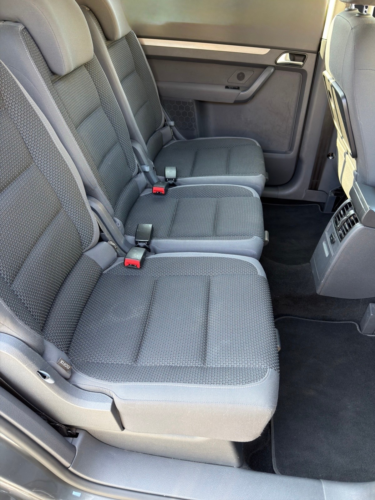 VW Touran 1.4 TSI Highline DSG Rollstuhl Transport möglich-image-8
