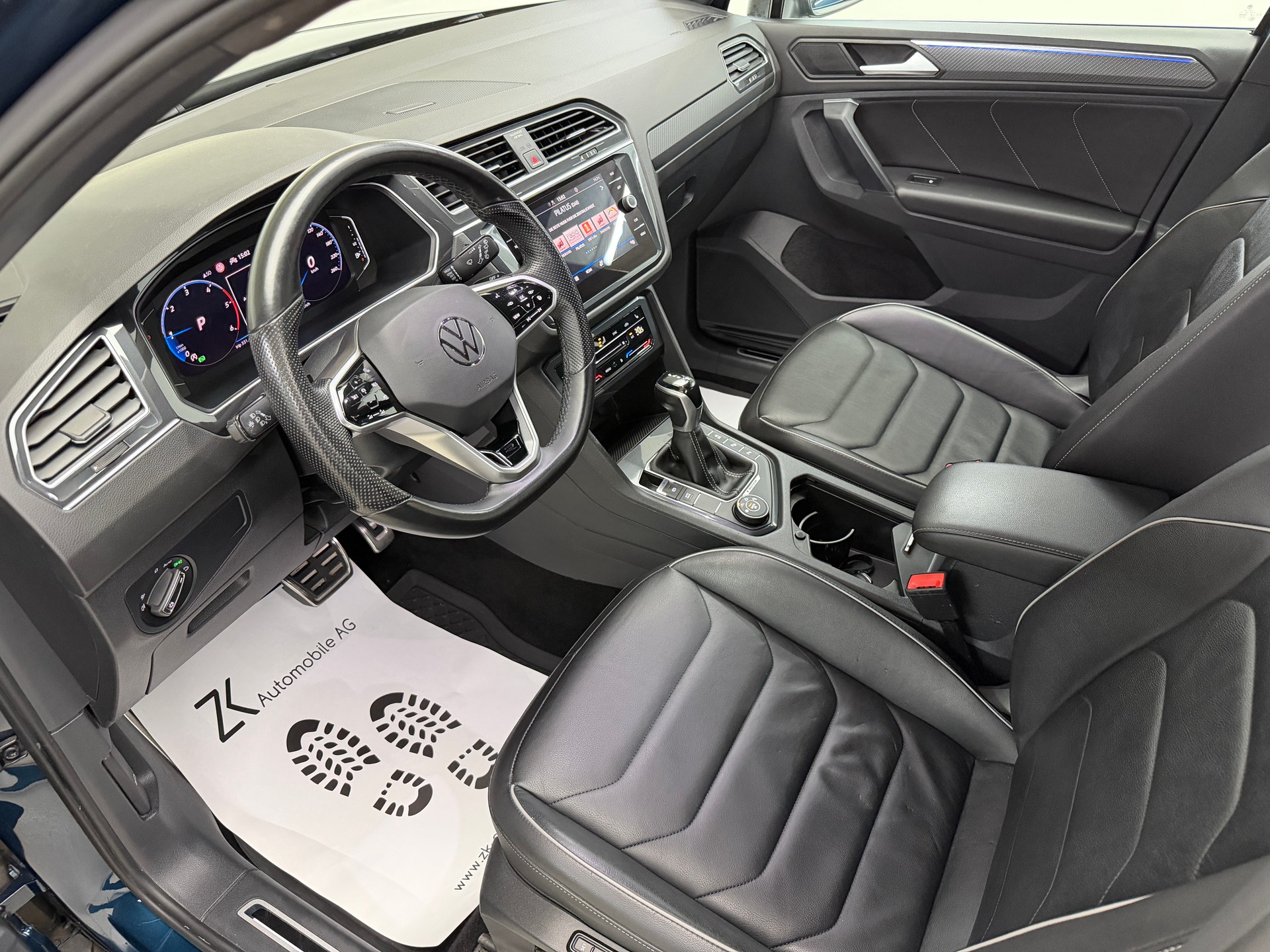 VW Tiguan 2.0 TDI SCR R-Line 200PS NIGHTSHADE BLUE 4Motion DSG / RF-Kamera / Leder / Standheizung / AHK-Schwenkbar /-image-6