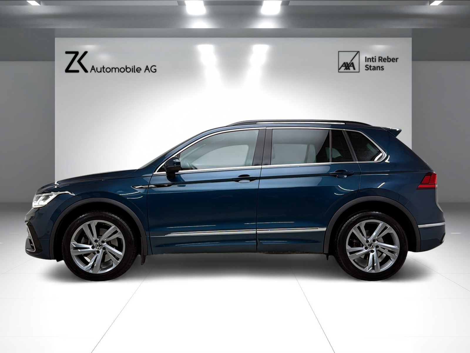 VW Tiguan 2.0 TDI SCR R-Line 200PS NIGHTSHADE BLUE 4Motion DSG / RF-Kamera / Leder / Standheizung / AHK-Schwenkbar /-image-2