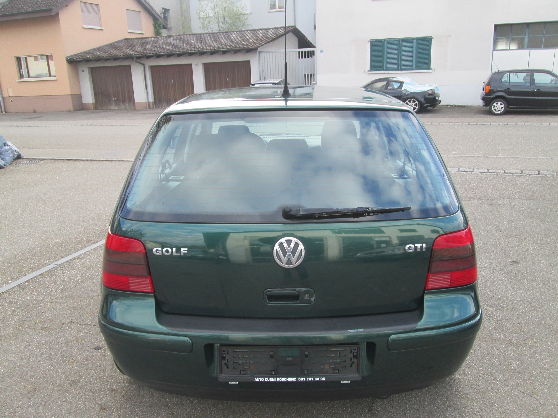 VW Golf 1.8 GTI-image-3