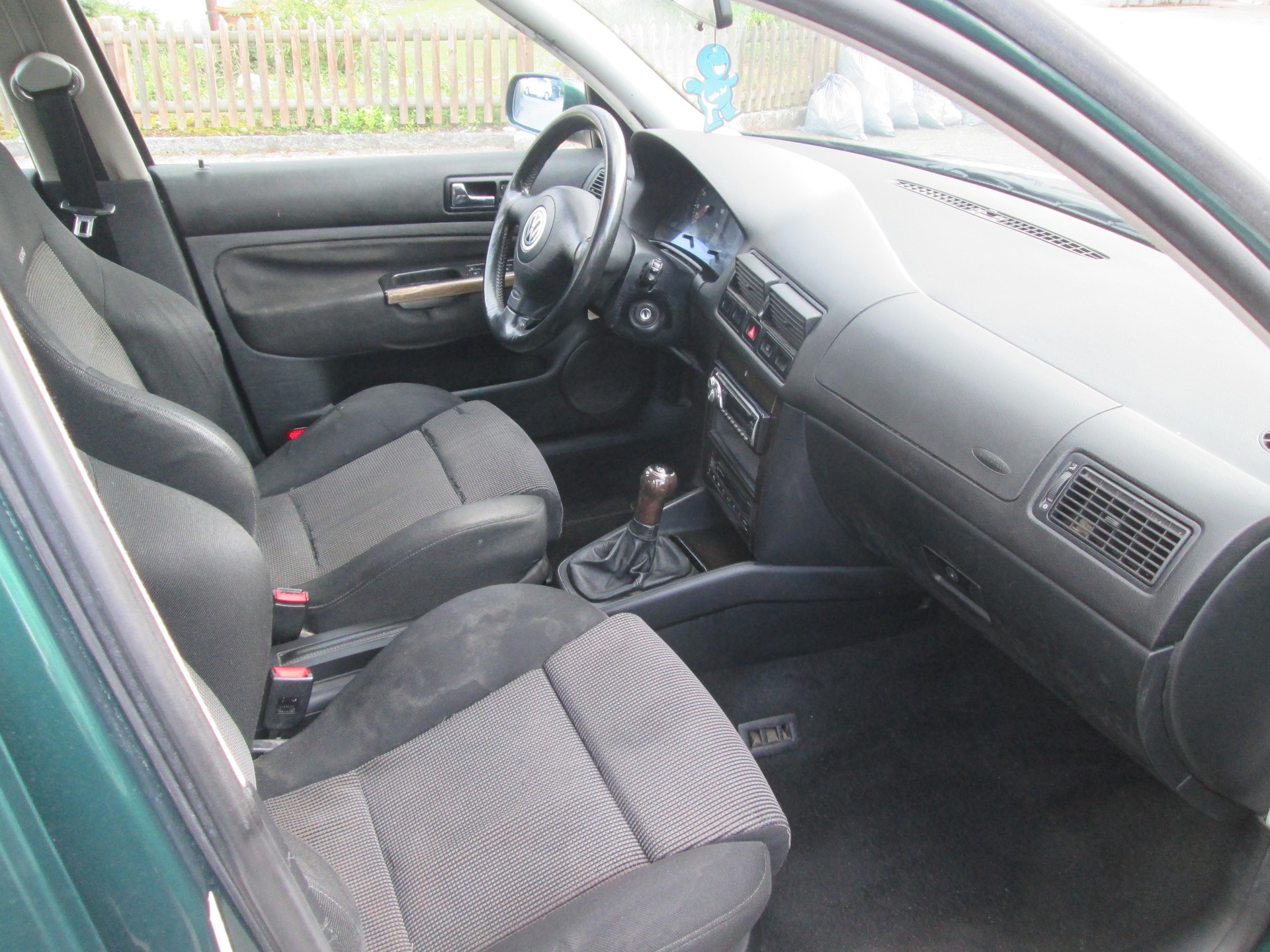 VW Golf 1.8 GTI-image-11
