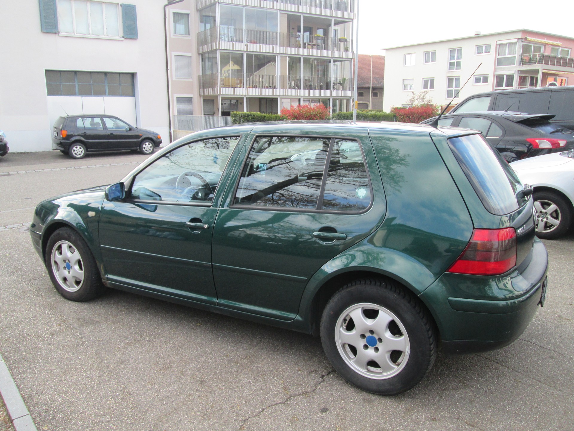 VW Golf 1.8 GTI-image-2