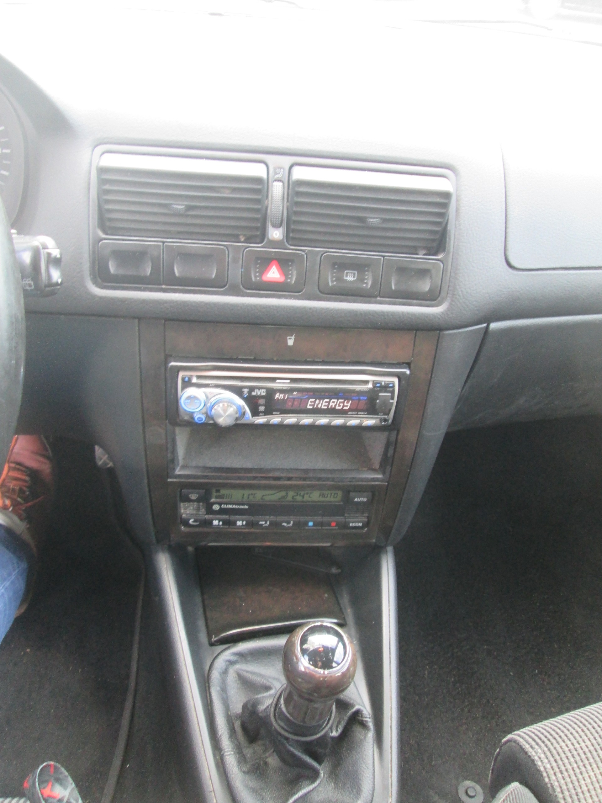 VW Golf 1.8 GTI-image-13