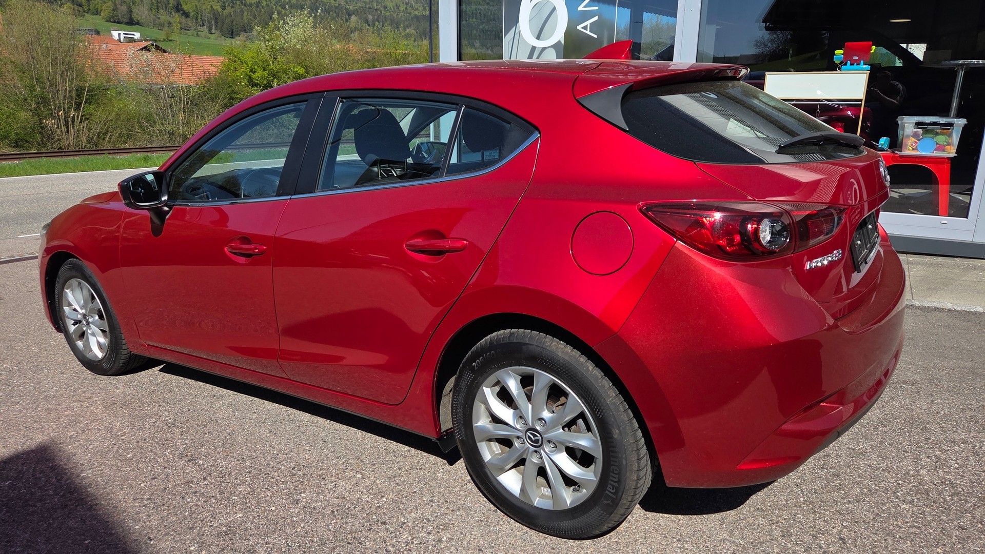 MAZDA 3 SKYACTIV-G 100 Ambition-image-6