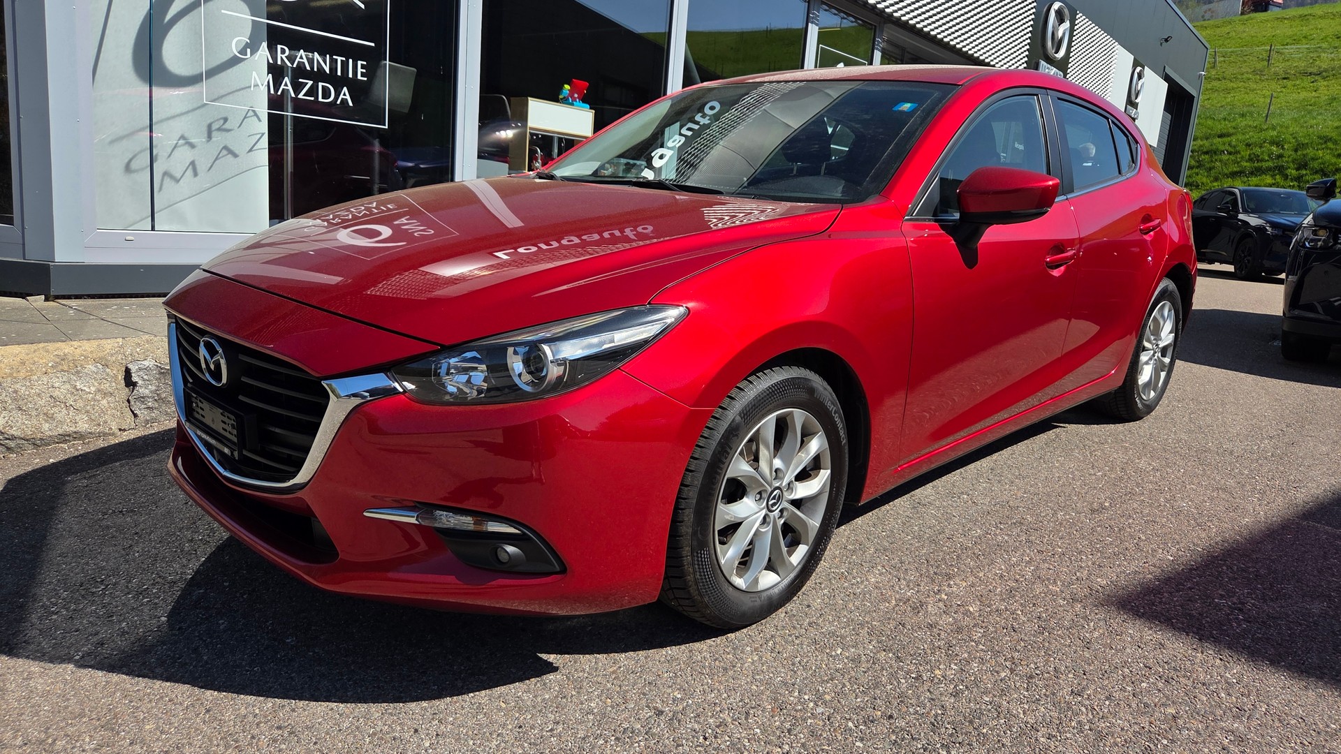 MAZDA 3 SKYACTIV-G 100 Ambition-image-1
