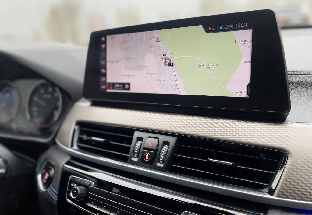 BMW X2 18d xDrive-image-3