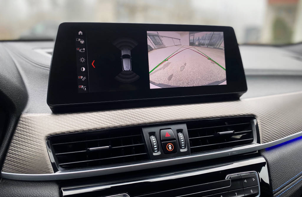BMW X2 18d xDrive-image-4