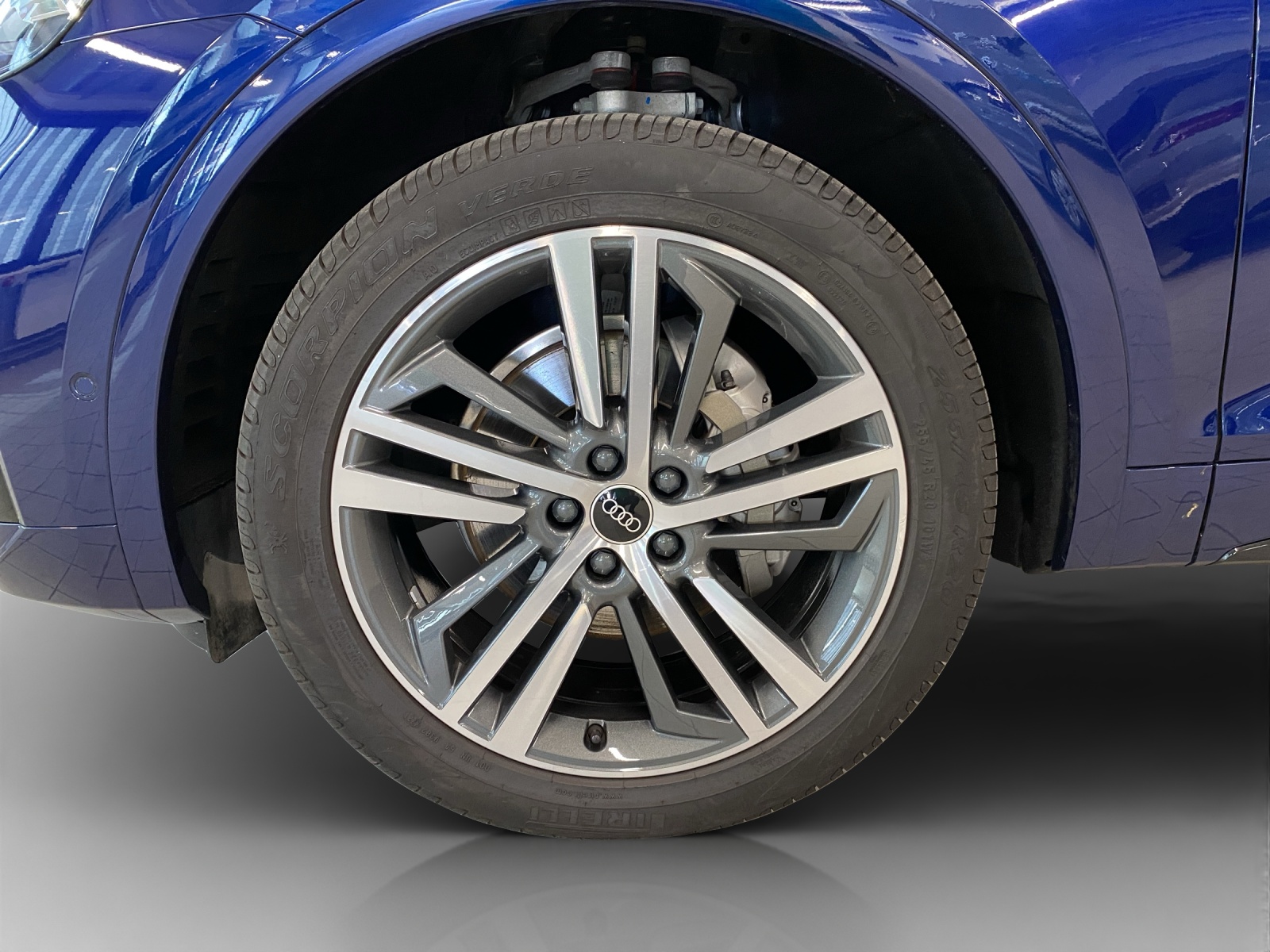 AUDI Q5 Sportback 40 TDI Blackedition quattro S-tronic-image-15