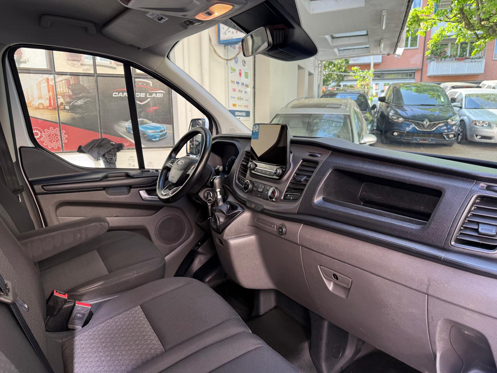 FORD Transit Custom Van 280 L1H1 Trend-image-11